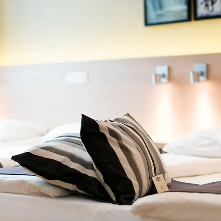 De L'univers 2* Liege