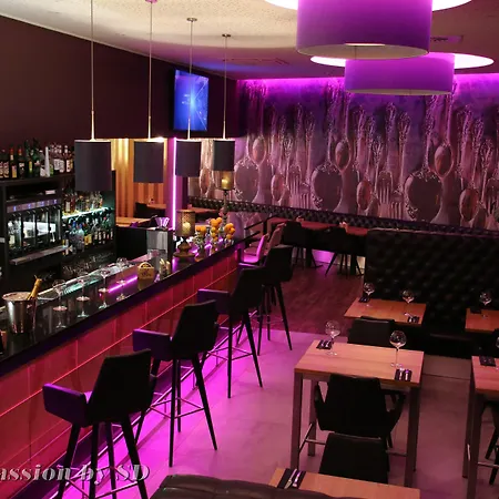 De L'univers 2* Liege