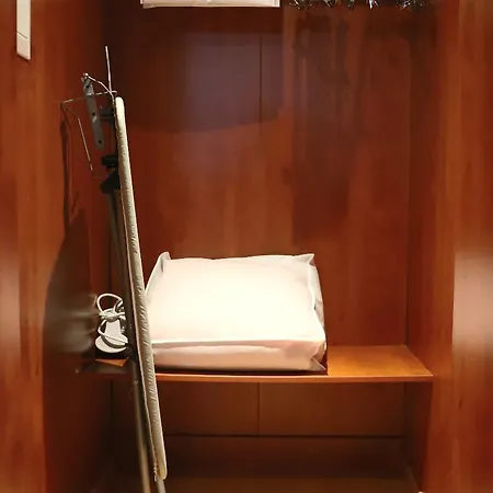 De L'univers Hotel 3*
