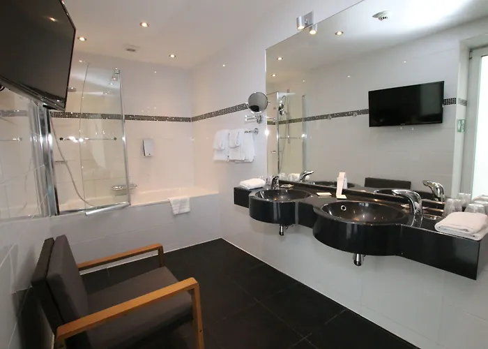 De L'univers Hotel 3*