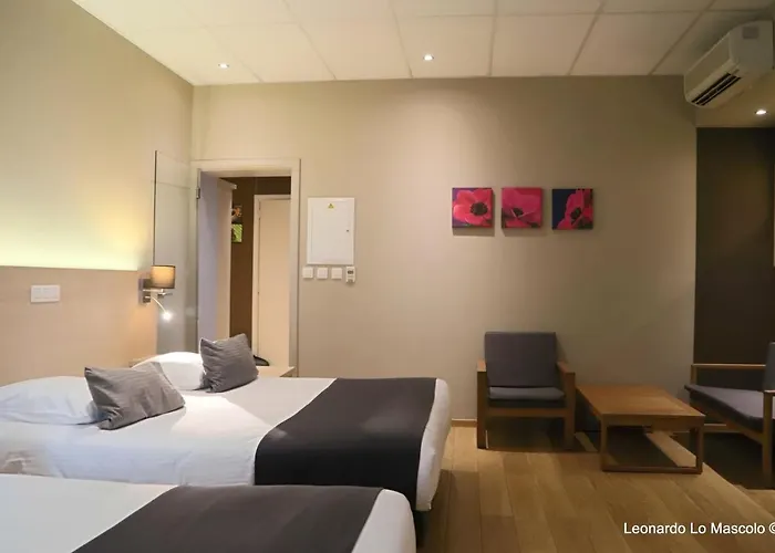 De L'univers Hotel 3*